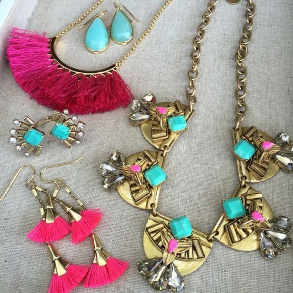Stella & Dot | Retro Devina NEW Statement Necklace - Picture 3 of 8